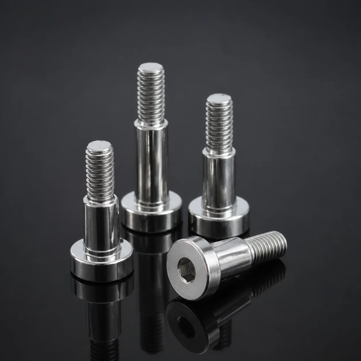Customed Socket Head Cap Screws – product view 1