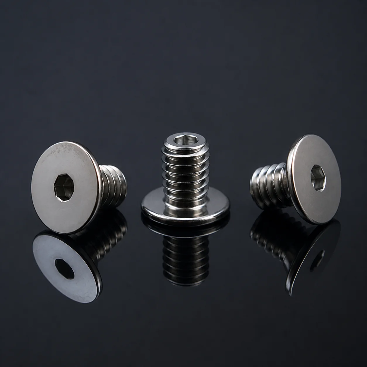 Customed Stainless Steel Screws for Cups – product view 1