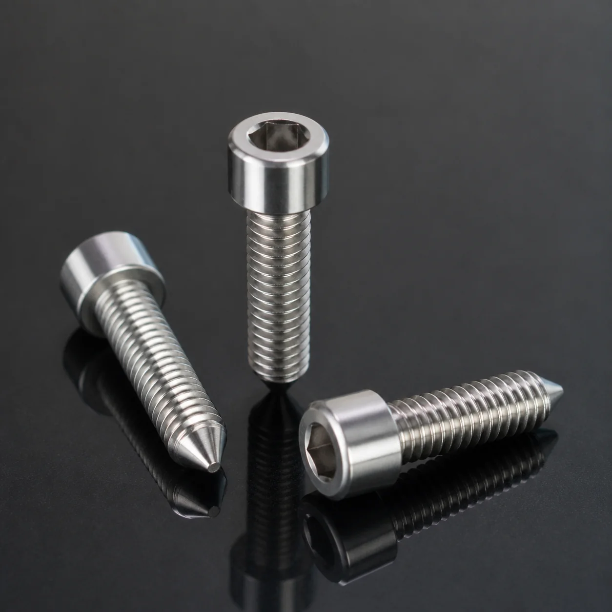 Hex Socket Machine Screw Sharp Tail – product view 1